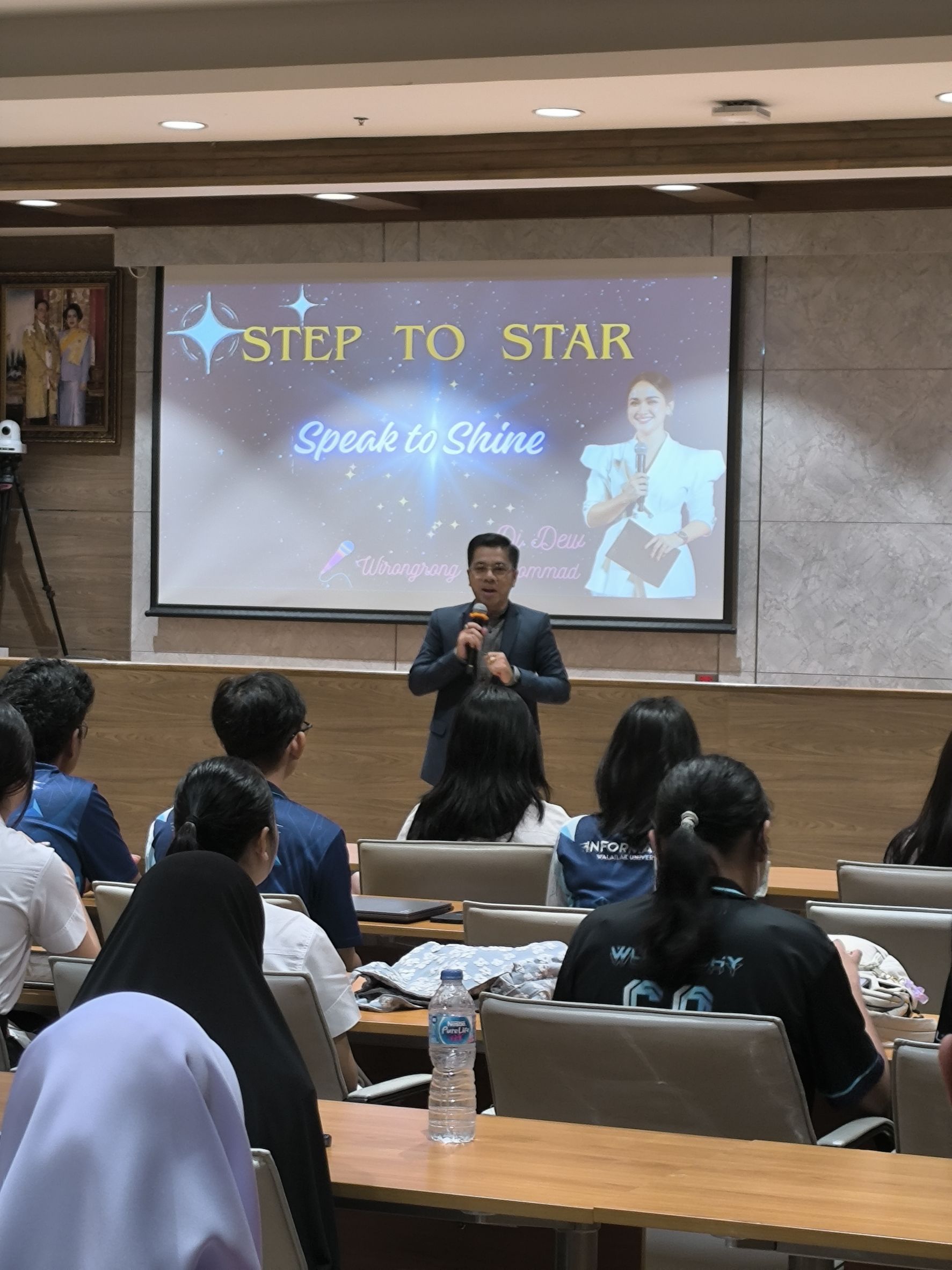 DCC Holds “Step to Star” Communication Skills Workshop