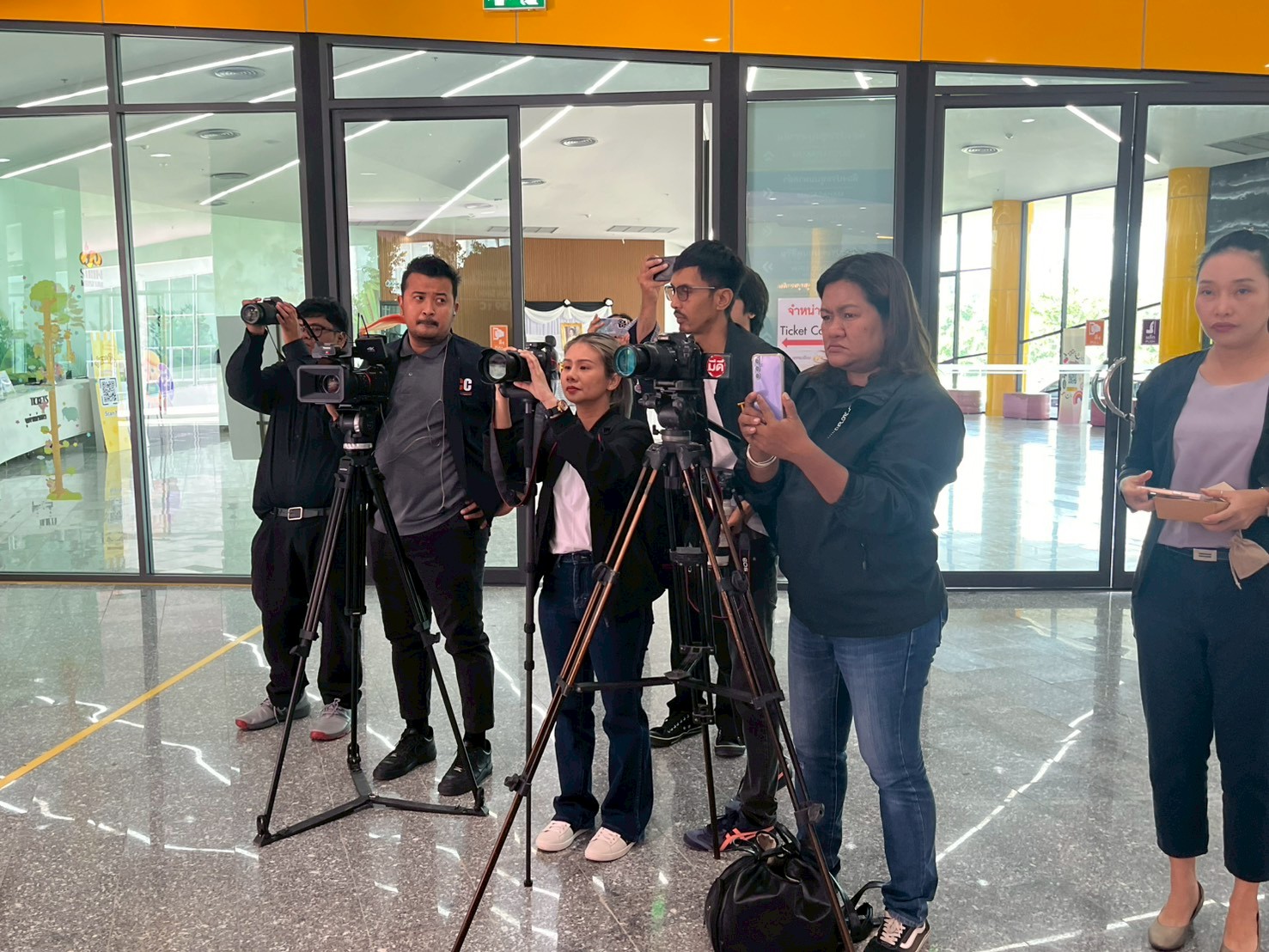 DCC Covers WU’s Declaration to Achieve Carbon Neutrality by 2030