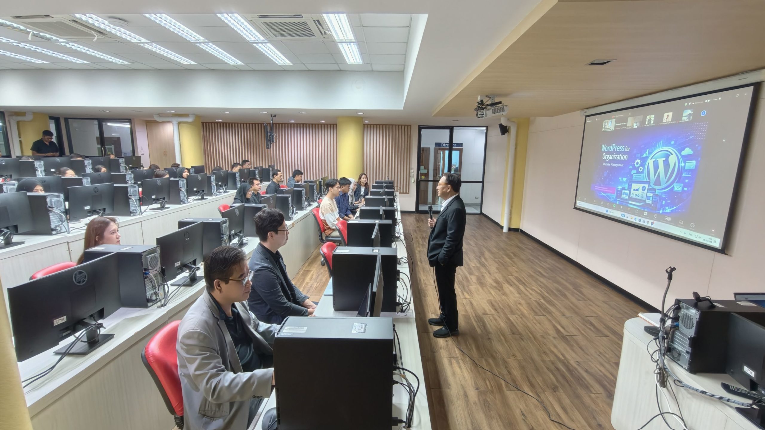 Students attending a WordPress workshop at Walailak University