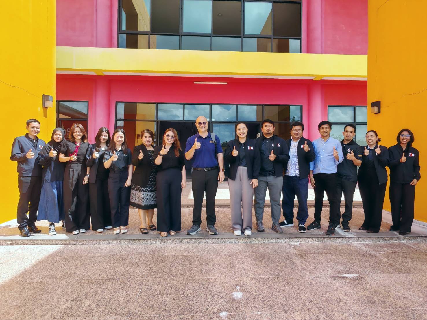 DCC on Tour with RIIE