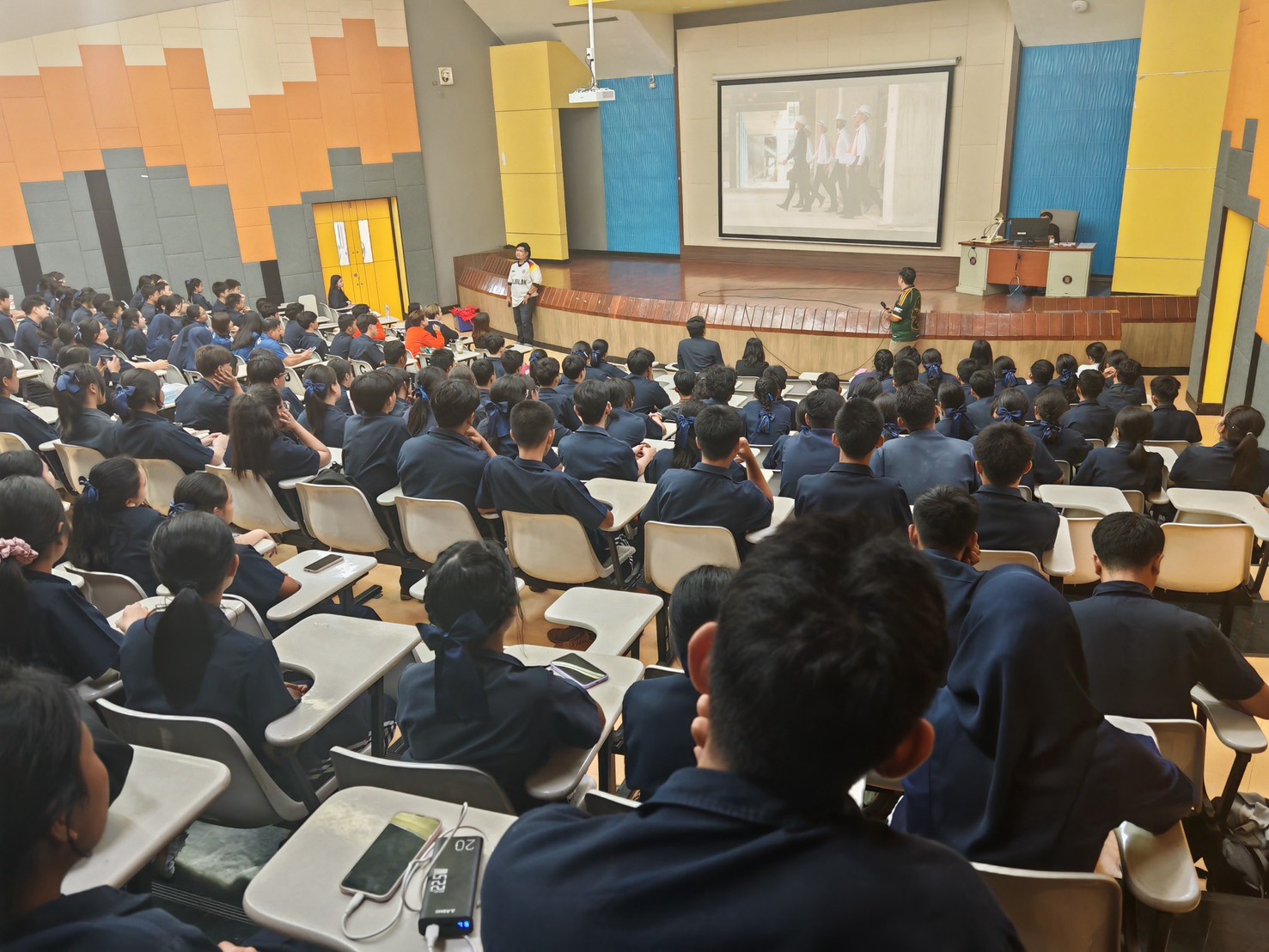 Division of Corporate Communications Welcomes Ammartpanichnukul School Students to Explore Academic Pathways at Walailak University