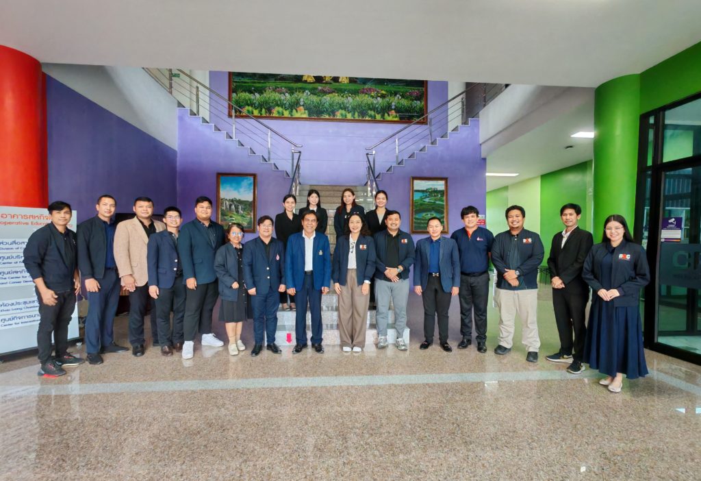 Walailak University Communications Team Shares Its Approach with New Demonstration School