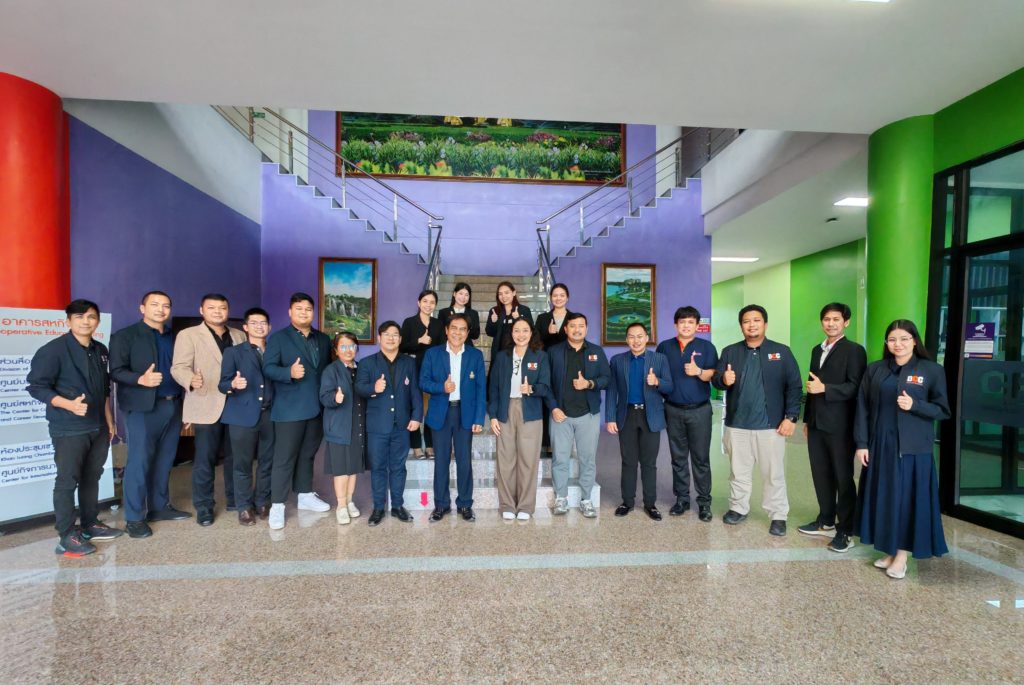 Walailak University Communications Team Shares Its Approach with New Demonstration School