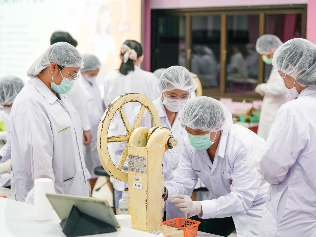 ปฏิบัติการเทคโนโลยีเภสัชกรรม การทดสอบคุณภาพยาเม็ด