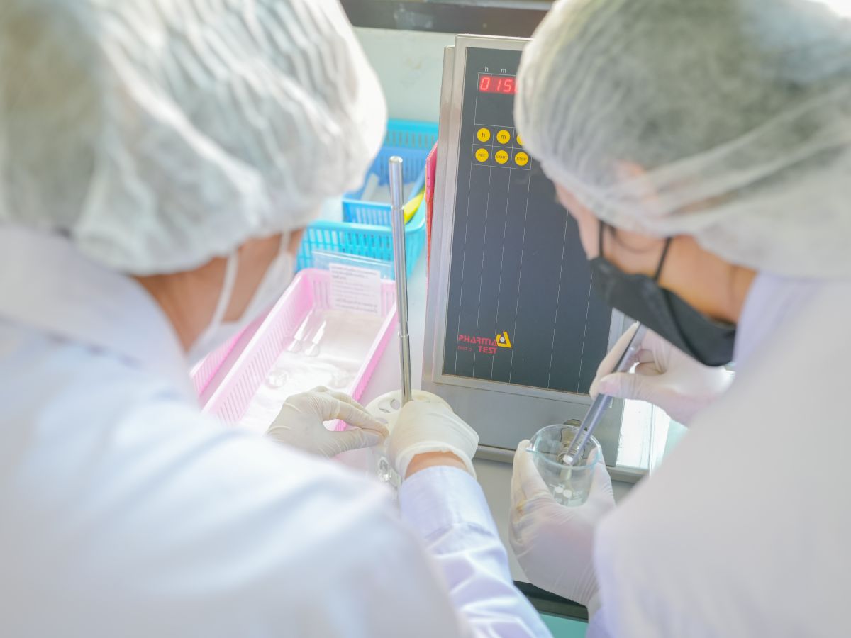 ปฏิบัติการเทคโนโลยีเภสัชกรรม  การทดสอบคุณภาพยาเม็ด